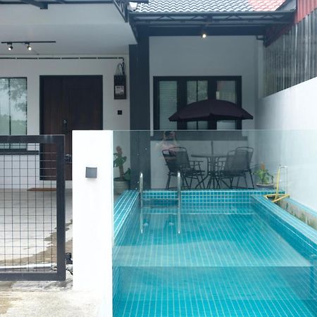 Zen Retreat Glass Pool Villa Taiping Bagian luar foto