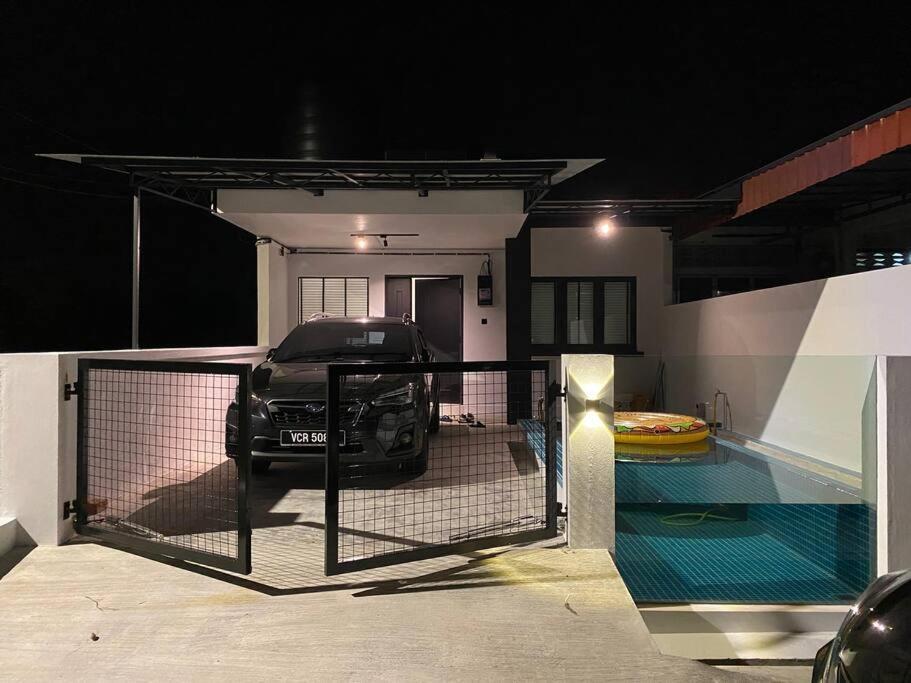 Zen Retreat Glass Pool Villa Taiping Bagian luar foto